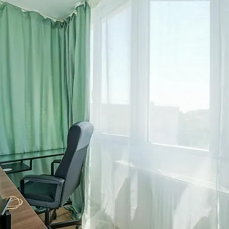 - Pta. Alba Iulia - Metrou Apartment Bucharest