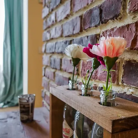 - Pta. Alba Iulia - Metrou Apartment