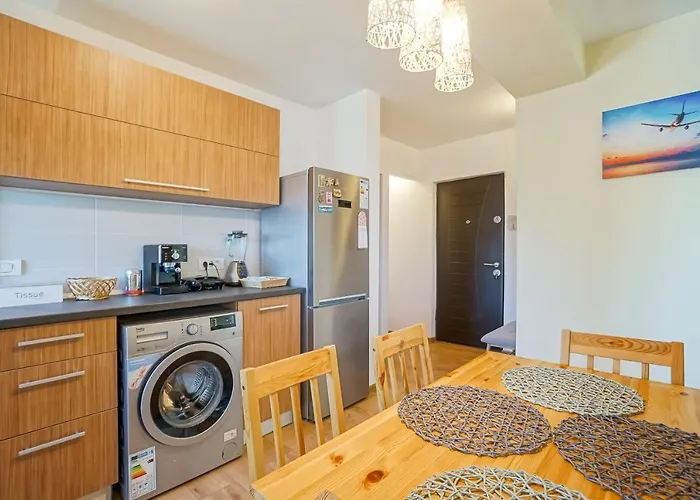 - Pta. Alba Iulia - Metrou Apartman *