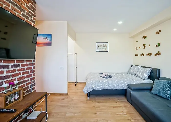 - Pta. Alba Iulia - Metrou Apartman