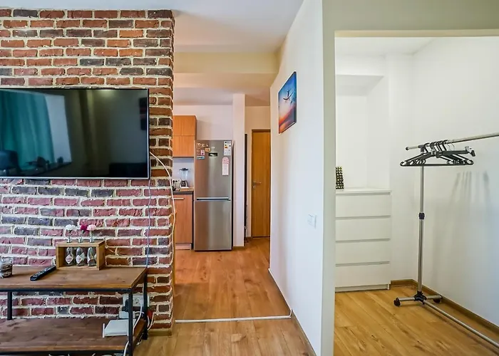 - Pta. Alba Iulia - Metrou Apartman Bukarest