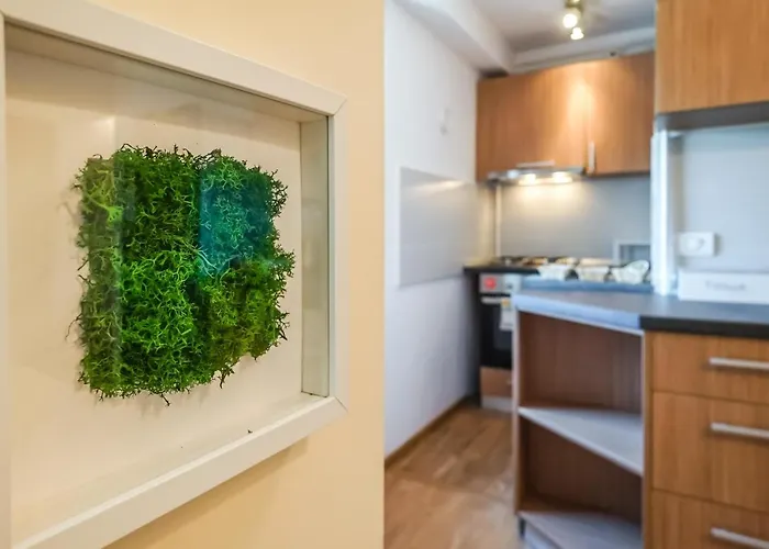 - Pta. Alba Iulia - Metrou Bukarest